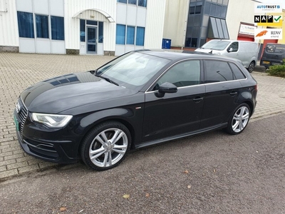 Audi A3 Sportback 1.4 e-tron PHEV Am Pr 6 maanden autotrust