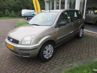 Ford Fusion 1.6-16V Luxury Keurige Auto! (bj 2002)