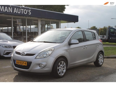 Hyundai I20 1.2i DynamicVersion Huurkoop Inruil Garantie