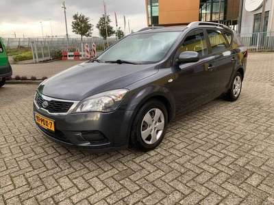 Kia Cee'd 1.4 CVVT X-tra Grijsmetalic 2011 Airco Cruise NAP