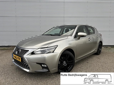 Lexus Lexus CT200h Business launch edition Dealer onderhouden!