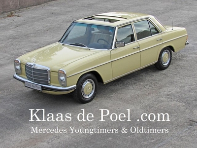 Mercedes-Benz 200-280 (W115) W115 240D schuifdak getint glas