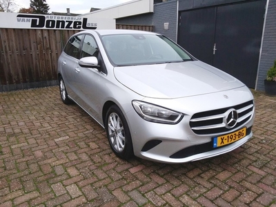 Mercedes-Benz B-Klasse 180 Business Solution Plus AUTOMAAT .