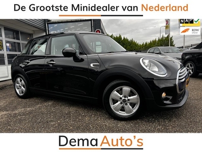 Mini Cooper 1.5 Business NAVIGATIE/CRUISE/AIRCO/MP3///