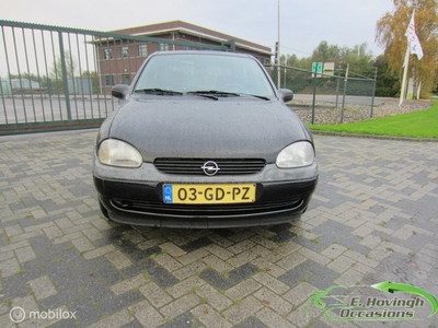 Opel Corsa 1.2i-16V CDX