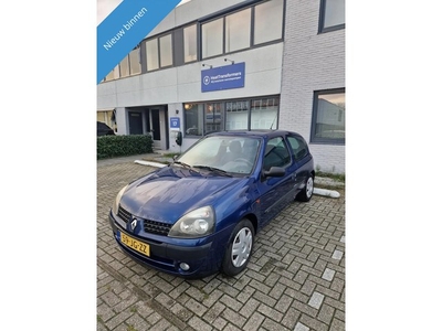 Renault Clio 1.2 16V Expression VERKOCHT (bj 2002)