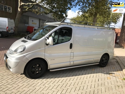 Renault Trafic 2.0 dCi T29 L2H1 DC Eco Black Edition * 2014