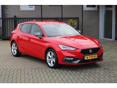 SEAT Leon 1.5 TSI FR Led/Adaptive Cruise/Navi/Virtual Incl