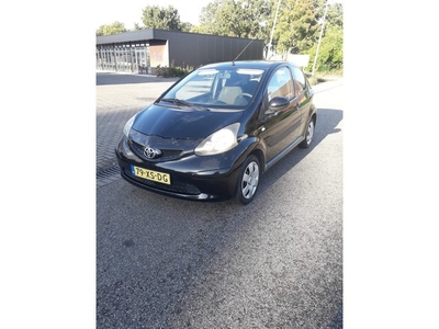 Toyota Aygo 1.0-12V +