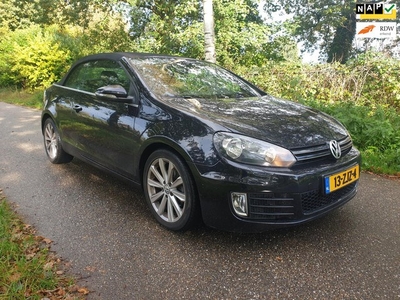 Volkswagen Golf Cabriolet 1.6 TDI Bluemotion LEDER / NAVI /