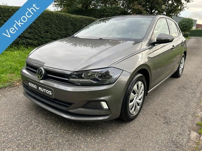 Volkswagen Polo 1.0i Comfortline Navi PDC CARPLAY