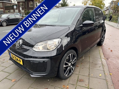 Volkswagen up! 1.0 BMT move up! 5 deurs airco leuke auto!