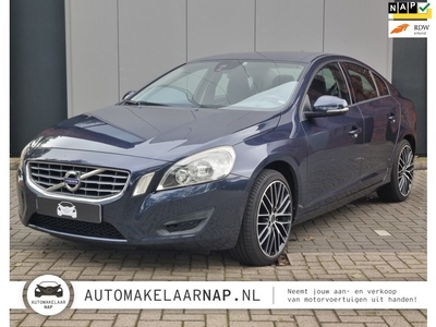 Volvo S60 1.6 T3 Kinetic (Nieuwe APK)