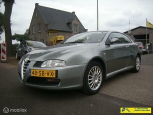 Alfa Romeo GT 2.0 JTS 16V Distinctive