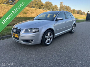 Audi A3 2.0 FSI Ambiente ketting iets hoorbaar