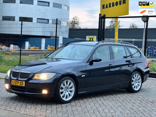 BMW 3-serie Touring 325xi/TOPSTAAT/ZEER NETJES /RIJD ALS NIEUW