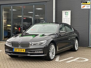 BMW 7-serie 740i High Executive/PANODAK/LEDER/CAMERA/KM