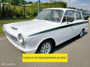 Ford Cortina MK1 2 deurs ROLLEND PROJECT / OPKNAPPER ZIE