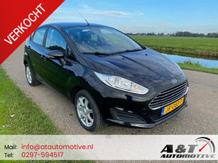 Ford Fiesta 1.0 Style Airco 2016 zwart 5drs navi nw apk