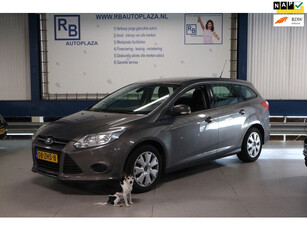 Ford Focus Wagon 1.0 EcoBoost / NAP / HAAK / PDC ! ! !