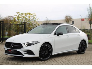 Mercedes-Benz A-klasse 250 e AMG Camera Pano Burmester Night