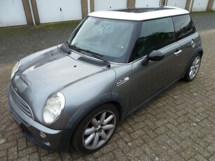 Mini Mini 1.6 Cooper S tekst goed lezen