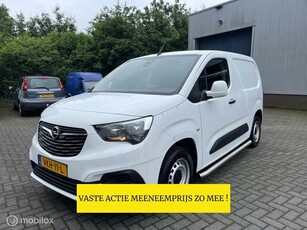 Opel Combo 1.5D L1H1 Edition navigatie, airco, pdc enz !!!