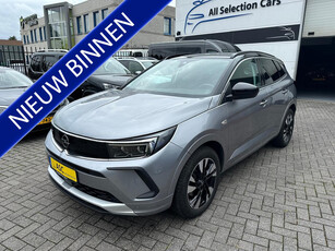 Opel Grandland 1.2 Turbo 131pk Ultimate (Automaat) Leder Navigatie Camera Elekt.Achterklep 1e Eigenaar Nieuwstaat