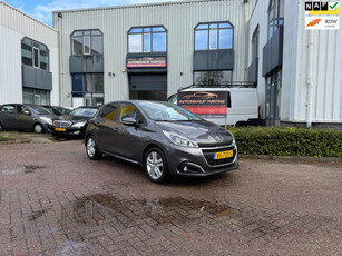 Peugeot 208 1.2 PureTech Signature APPLE CARPLAY