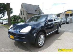 Porsche Cayenne CAYENNE 4.5 V8