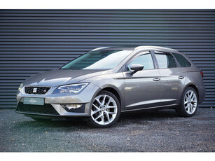 SEAT Leon ST 2.0 TDI FR Dynamic / Pano / Leder / Trekhaak