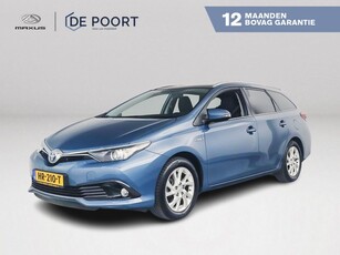 Toyota Auris Hybrid Panoramadak Parkeercamera Trekhaak