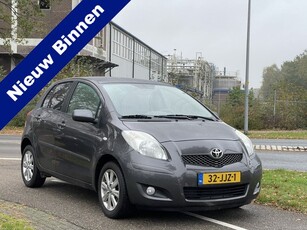 Toyota Yaris 1.3 VVTi Executive AUTOMAAT 5 Deurs