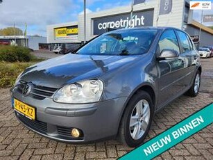 Volkswagen GOLF 1.4 Trendline,airco,trekhaak