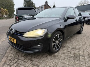 Volkswagen Golf 1.6 TDI HIGHLINE