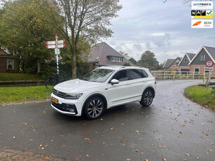 Volkswagen Tiguan 2.0 TDI 4Motion Highline Business R Navi.Clima.Pano.Leder