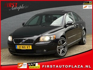 Volvo S40 2.5 T5 Exclusive MEMORY/LEDER/OPEN-DAK/6-BAK