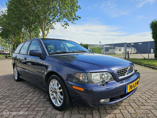 Volvo V40 2.0 Europa Automaat Airco Cruise control