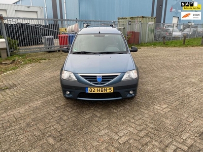 Dacia Logan MCV 1.6-16V Lauréate 7 pers