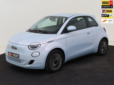 Fiat 500 3+1 Icon 42 kWh Unieke auto/AppleCarPlay/Camera