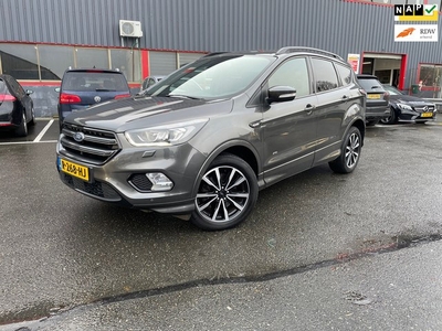 Ford KUGA 1.5 EcoBoost Vignale / AUTOMAAT / ST-LINE /