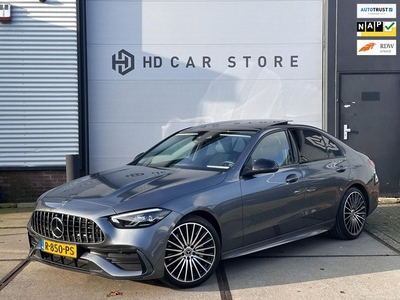 Mercedes-Benz C-klasse 300 AMG Line Pano/Night/Sfeer Dealer