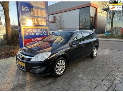 Opel Astra Wagon 1.6 Temptation met navigatie velgen airco