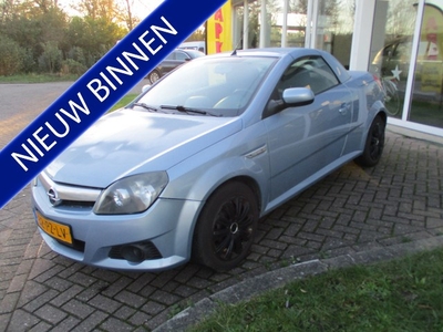 Opel Tigra TwinTop 1.4-16V Enjoy Zo mee! Dak werkt niet!