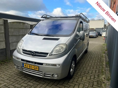 Opel Vivaro 2.5 DTI L2H1CREWCAB AIRCO/ IMPERIAAL!