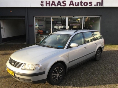 Volkswagen Passat Variant 1.8-5V Trendline / AIRCO ACC /