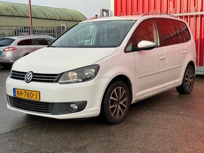 Volkswagen Touran 1.6 TDI Highline DSG *AIRCO*