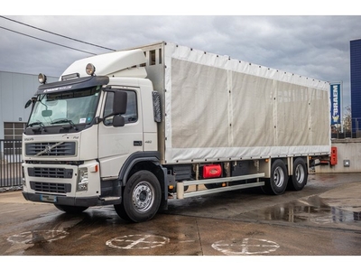 Volvo FM420-6x2-10 pneus/tires+HAYON (bj 2009, automaat)