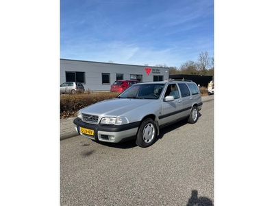 Volvo V70 2.5 T AWD Exclusive AUTOMAAT