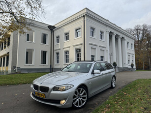 BMW 5 Serie 523i Touring 6 CILINDER PANORAMA / SCHUIFDAK High Executive